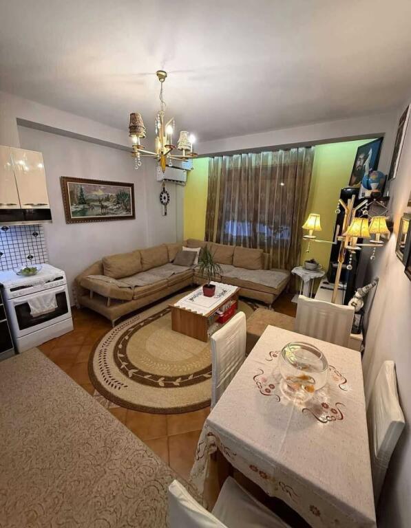 Shitet Apartament 1+1 - Astir, pranë ARC Hotel