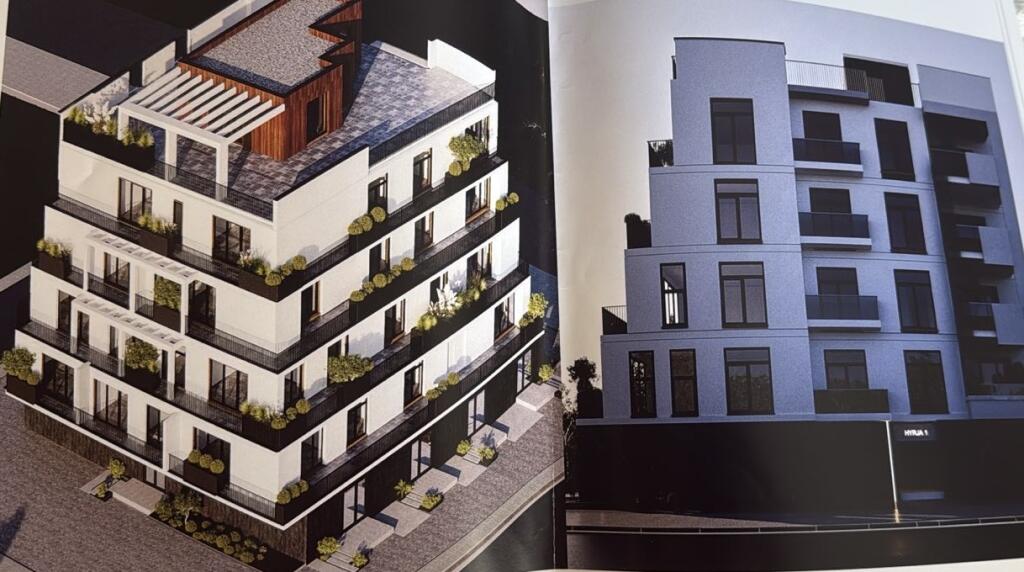 Apartment 1+1 for sale in Golem.