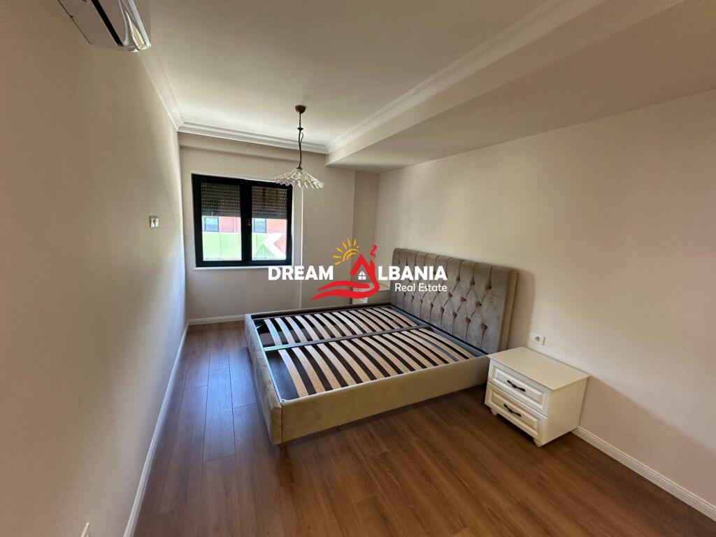 Super Apartment 3+1+2 for sale at Residenca Kodra e Diellit 2 near British High School (ID 4131461)