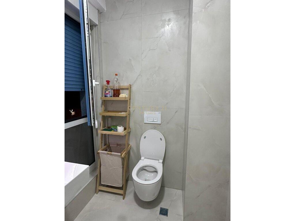 We rent a 1+1 apartment at the OXA complex