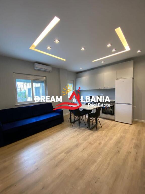 Appartamento 1+1 in affitto nella zona del 21 Dicembre vicino ai convitti di Ingegneria Edile a Tirana (ID 4211735)