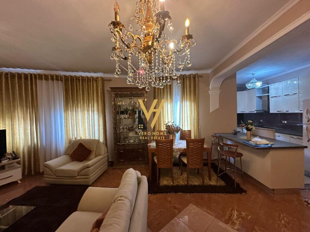 APARTMENT 2+1 FOR RENT IN CENTER 80,000 LEKE