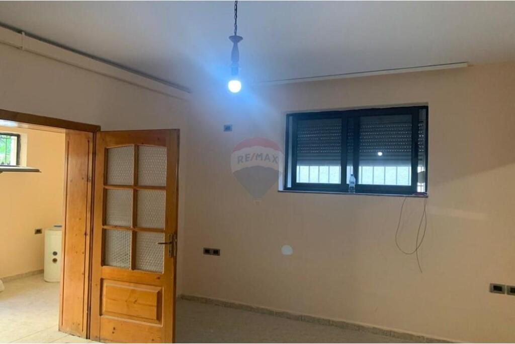 Rent - Office space near 21 Dhjetori