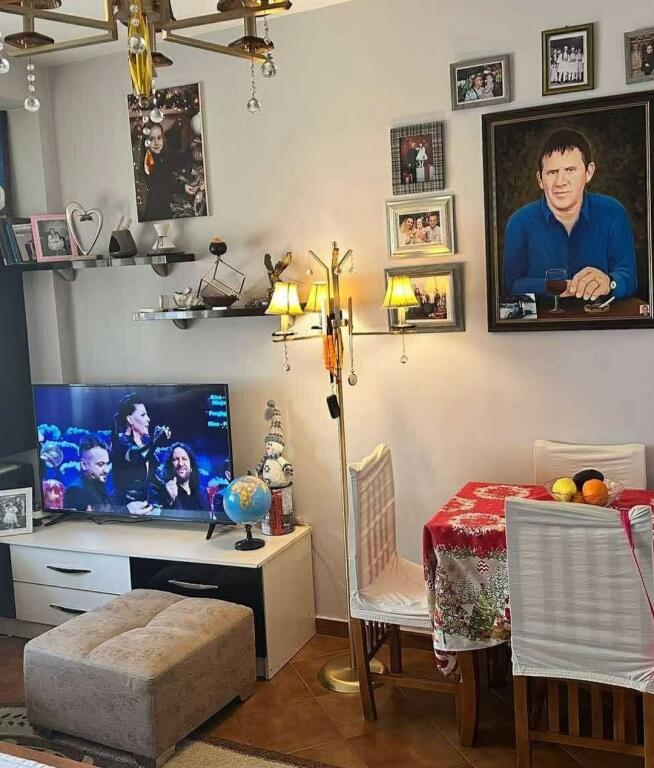 Shitet Apartament 1+1 - Astir, pranë ARC Hotel