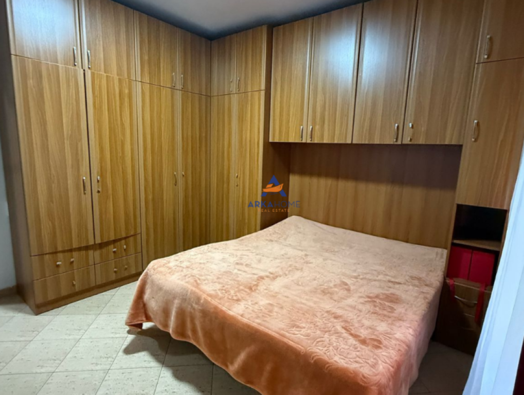 APPARTAMENTO IN AFFITTO 2+1+BALCONE "COMUNE DI PARIGI" 700 EURO.