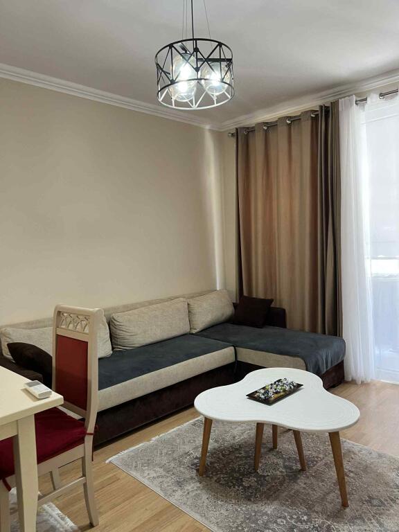 FOR RENT 2+1+2 FIORI DI BOSKO  70,000 LEKE