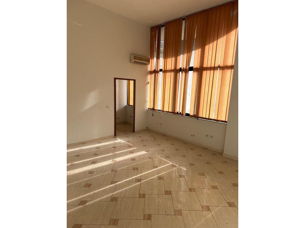 FOR SALE, UNIT 240 M2 NEAR THE MINISTRY OF FOREIGN AFFAIRS !