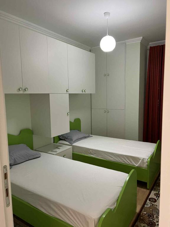 FOR RENT 2+1+2 FIORI DI BOSKO  70,000 LEKE