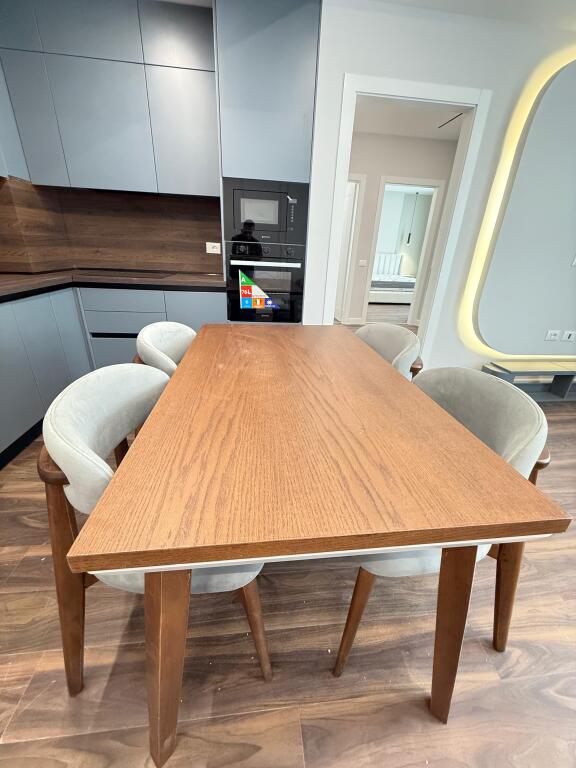 Apartament me qera 2+1 tek fusha e Aviacionit