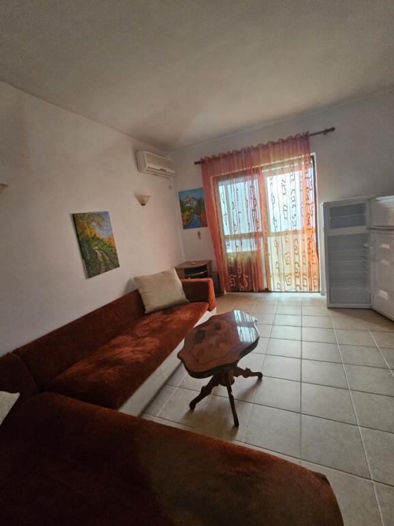 Oxhaku,affittasi appartamento 1+1! 350 Euro