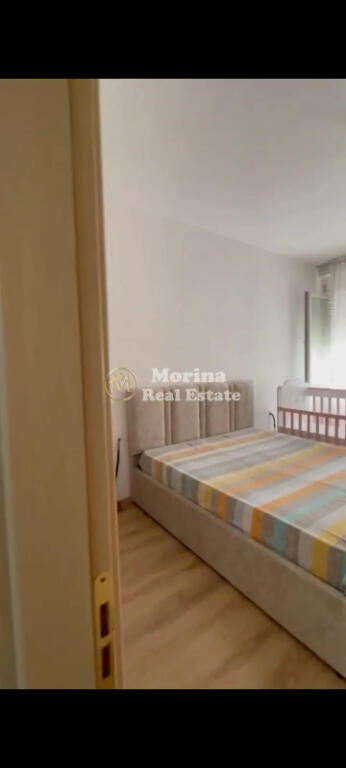 Qera, Apartament 2+1+Blk, Kinostudio, 450 Euro/Muaj