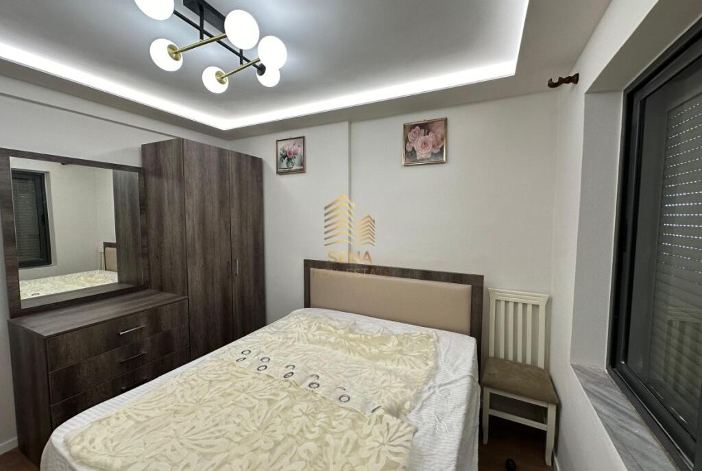 Affitto, Appartamento 1+1, Via Dibres, 550 Euro/mese