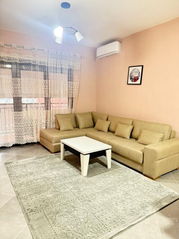 Casa in affitto 1+1 a Green City