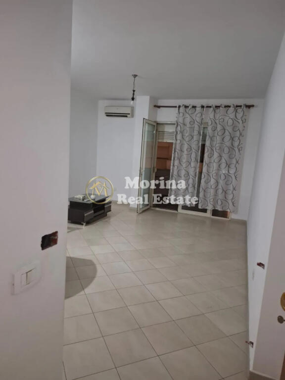 Affitto Appartamento 2+1+2 “Kristal Center” 600 Euro/Mese