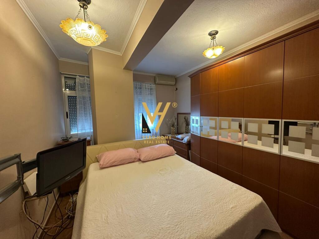 APARTMENT 2+1 FOR RENT IN CENTER 80,000 LEKE