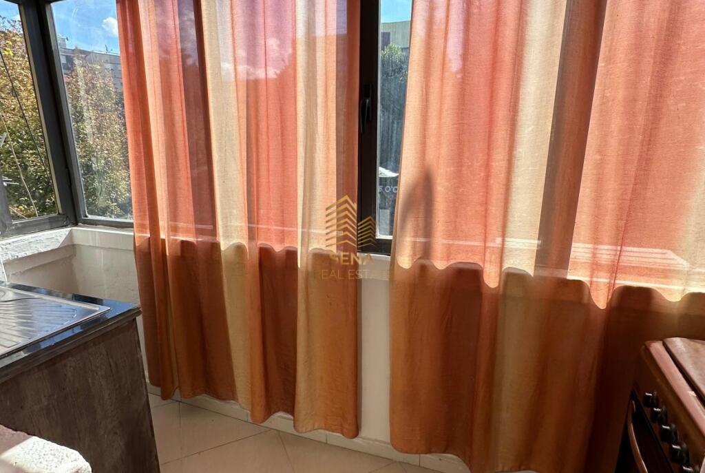 Affitto, Appartamento 1+1, Via Dibres, 550 Euro/mese