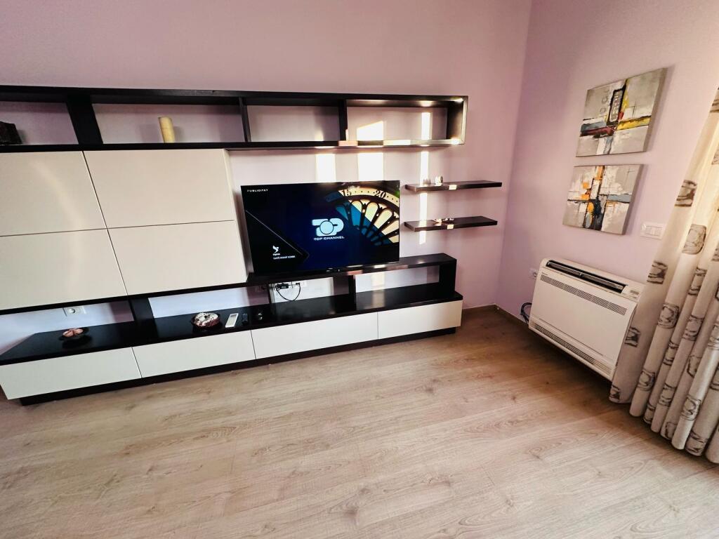 Jepet me qera🔥  Apartament 2+1+2 ballkon +2tualete   ⛳️Xhamia e tabakeve