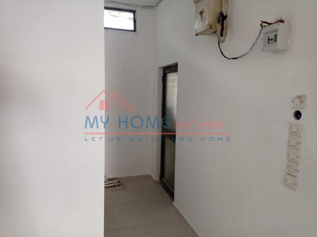 Commercial space for rent at Partizani School in Tirana