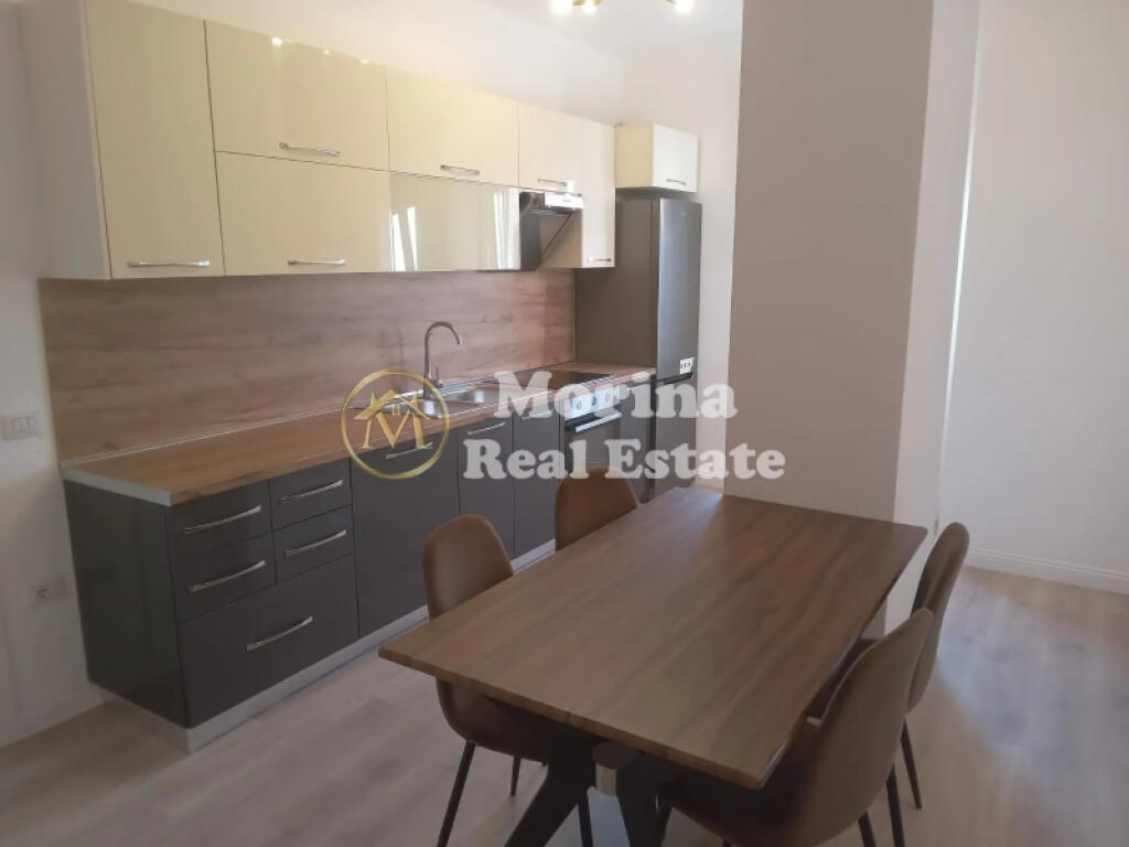 Qera, Apartament 2+1 , Xhamlliku, 700 euro/muaj