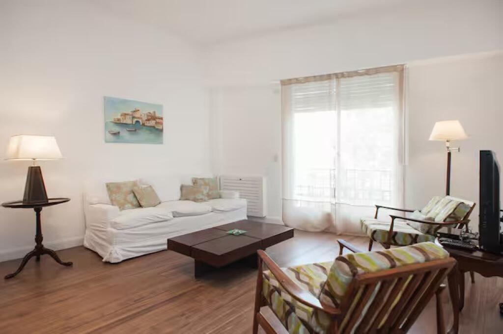 Appartamento In Affitto 3+1 In Via Durazzo (ID B23146) Tirana