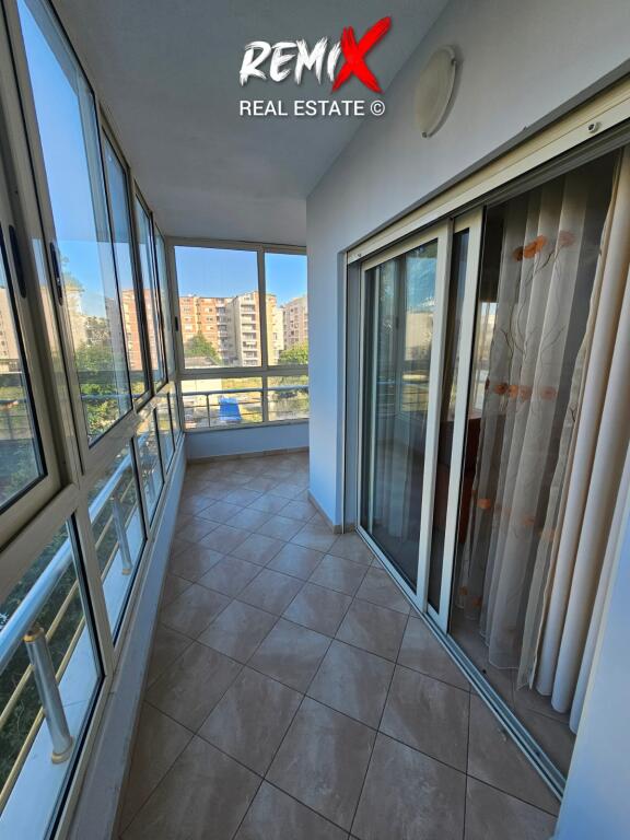 VENDESI SUPER APPARTAMENTO 2+1 + VERANDA SULLA SPIAGGIA, DURRËS