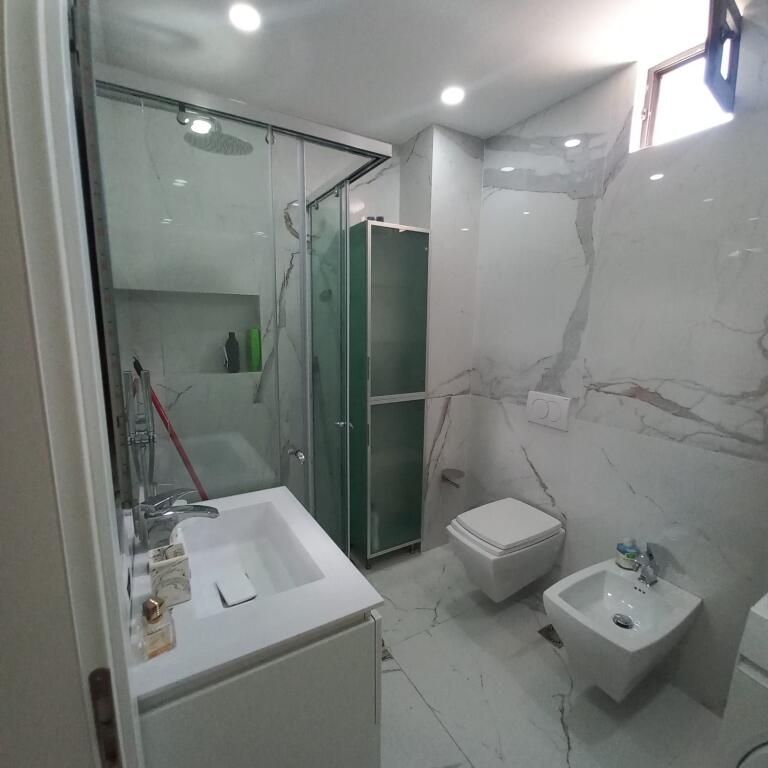 Apartament 2+1+2+2 me Qira – Ministria e Mbrojtjes