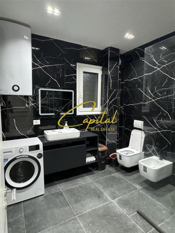 IN VENDITA APPARTAMENTO 2+1+2 VLORE 230.000 EURO
