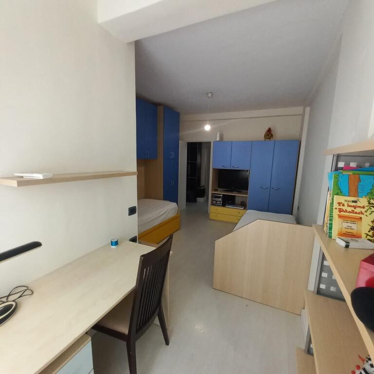 Apartament 2+1+2+2 me Qira – Ministria e Mbrojtjes