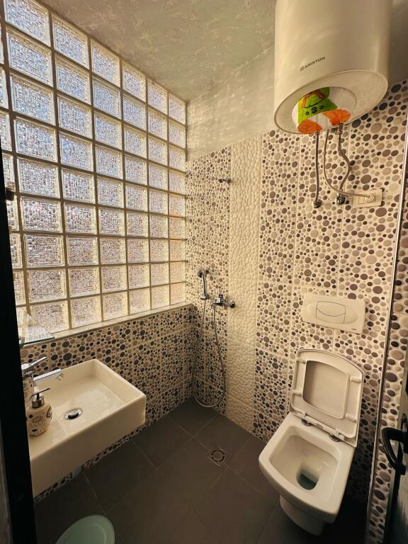 Jepet me qera🔥  Apartament 2+1+2 ballkon +2tualete   ⛳️Xhamia e tabakeve