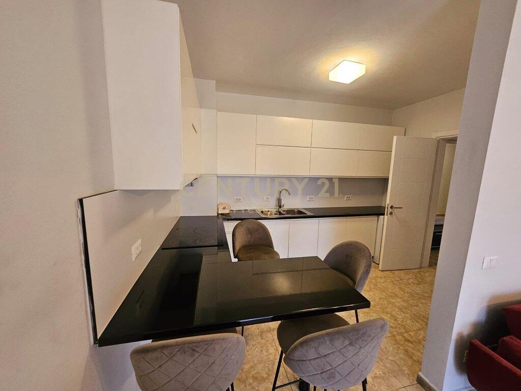 Appartamento 1+1 in Affitto, Pazari i Ri, Tirana/Disponibile anche per AirBnb