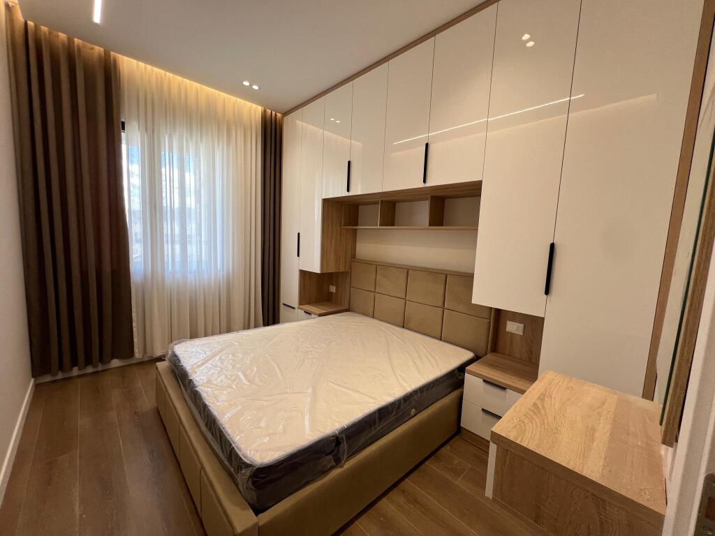 APPARTAMENTO MODERNO 1+1 IN AFFITTO AL VIALONE GJERGJ FISHTA