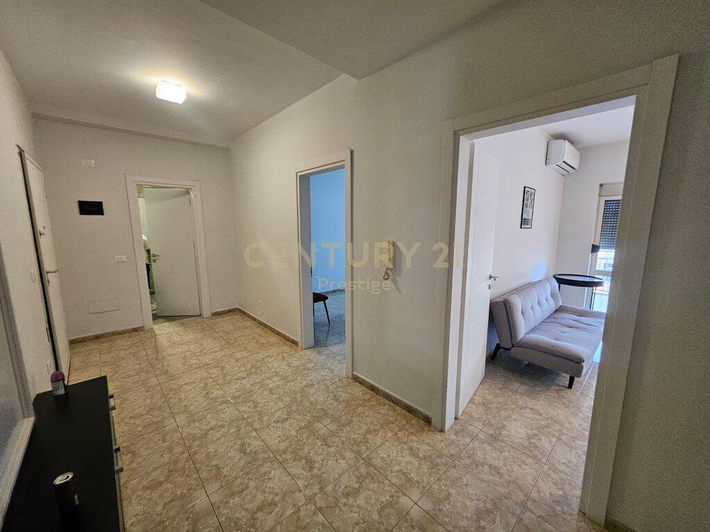 Appartamento 1+1 in Affitto, Pazari i Ri, Tirana/Disponibile anche per AirBnb