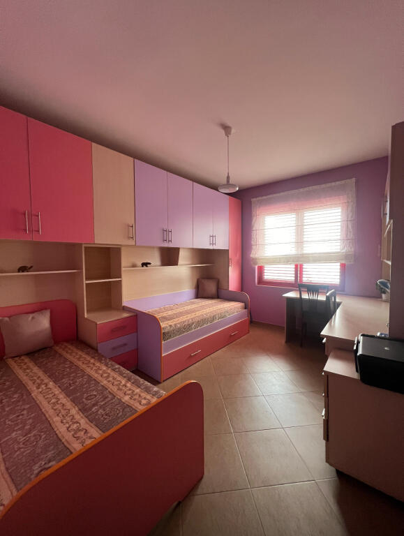 Apartament 3+1 per qera