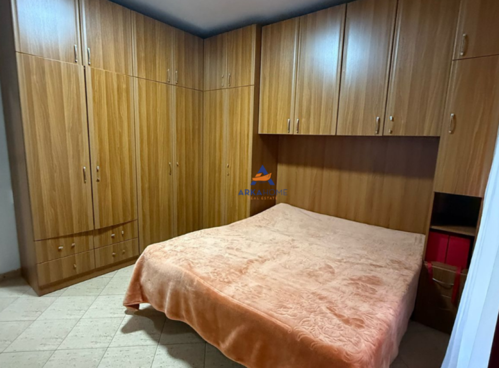 APPARTAMENTO IN AFFITTO 2+1+BALCONE "COMUNE DI PARIGI" 700 EURO.