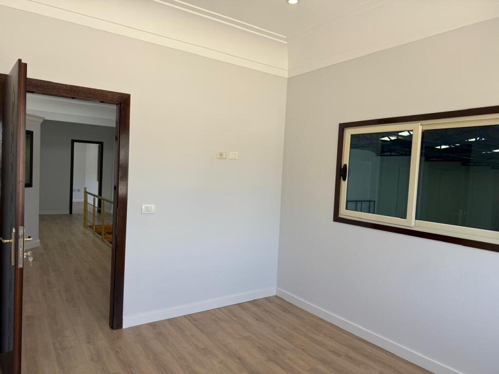 SUPER WAREHOUSE FOR RENT IN PRUSH