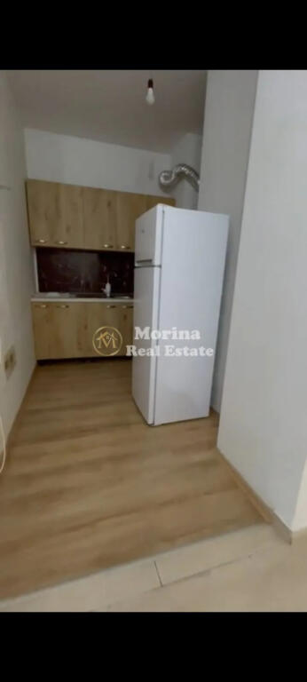 Qera, Apartament 2+1+Blk, Kinostudio, 450 Euro/Muaj