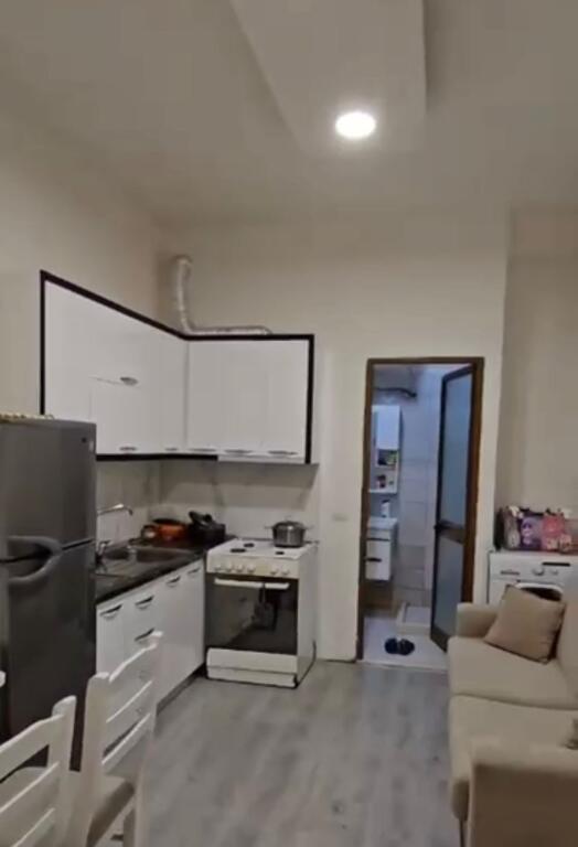 APARTAMENT ME QERA 1+1