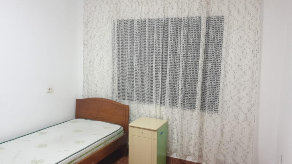 Apartament me Qera 2+1 tek Blloku (ID B221329)