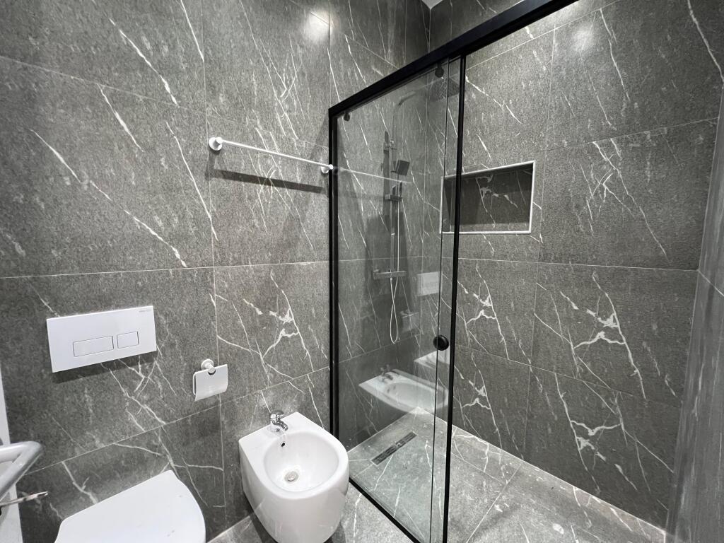 APPARTAMENTO MODERNO 1+1 IN AFFITTO AL VIALONE GJERGJ FISHTA