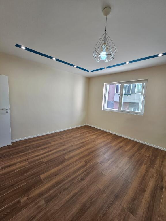🏡 Shitet Apartament 2+1 pranë Vala Park – Lagjia 18, Durrës