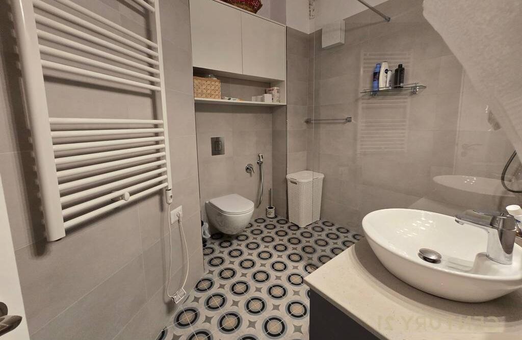 APARTAMENT ME QIRA 1+1 ,TEK SHALLVARET