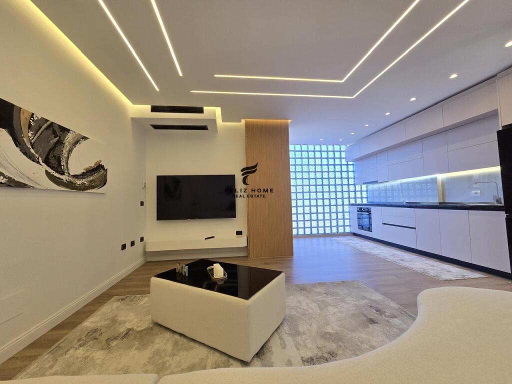 FOR SALE APARTMENT 2+1+2 KOSOVAREVE STREET 325,000 EURO