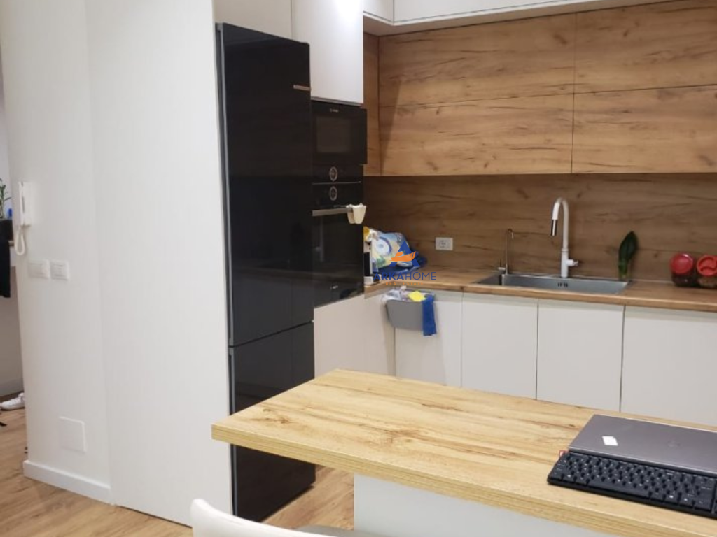 VENDESI APPARTAMENTO 2+1+BALCONE "COMPLESSO OAZIS, NUOVO ANELLO" 260.000 EURO. (PARCHEGGIO INCLUSO).