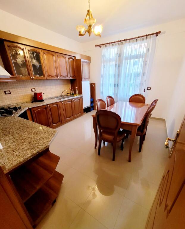 🏡 Villa su 2 piani in una delle zone più preferite per abitare, il lungomare "Taulantia", Kavaje