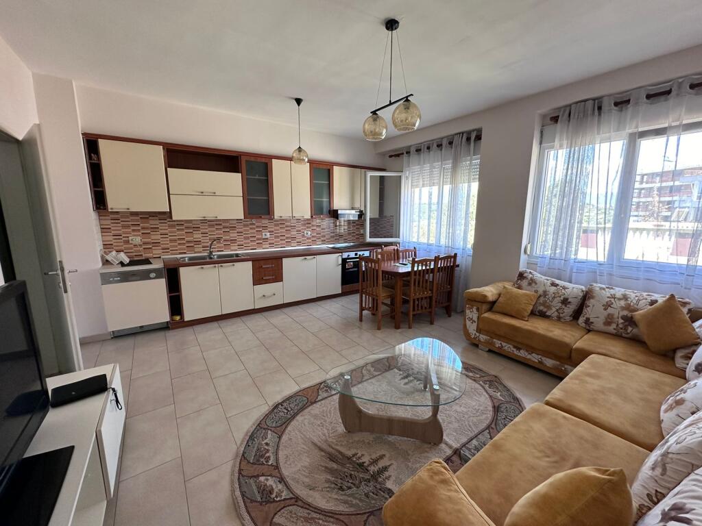 House for rent 2+1+2+parking dry lake