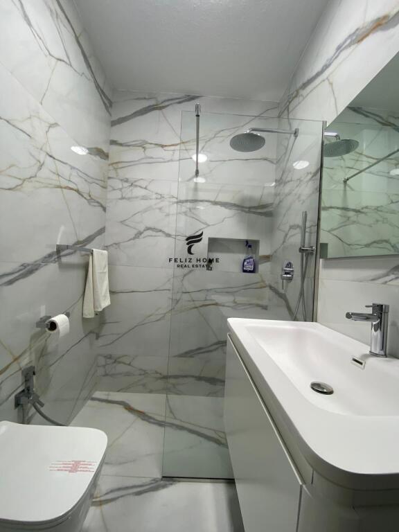 ZYRE ME QERA 130 M2 BLLOK 2.000 EURO