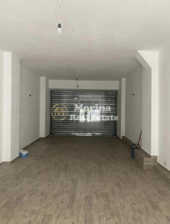 Qera Ambjent Biznesi , Pallati me Shigjeta, 400 Euro/muaj