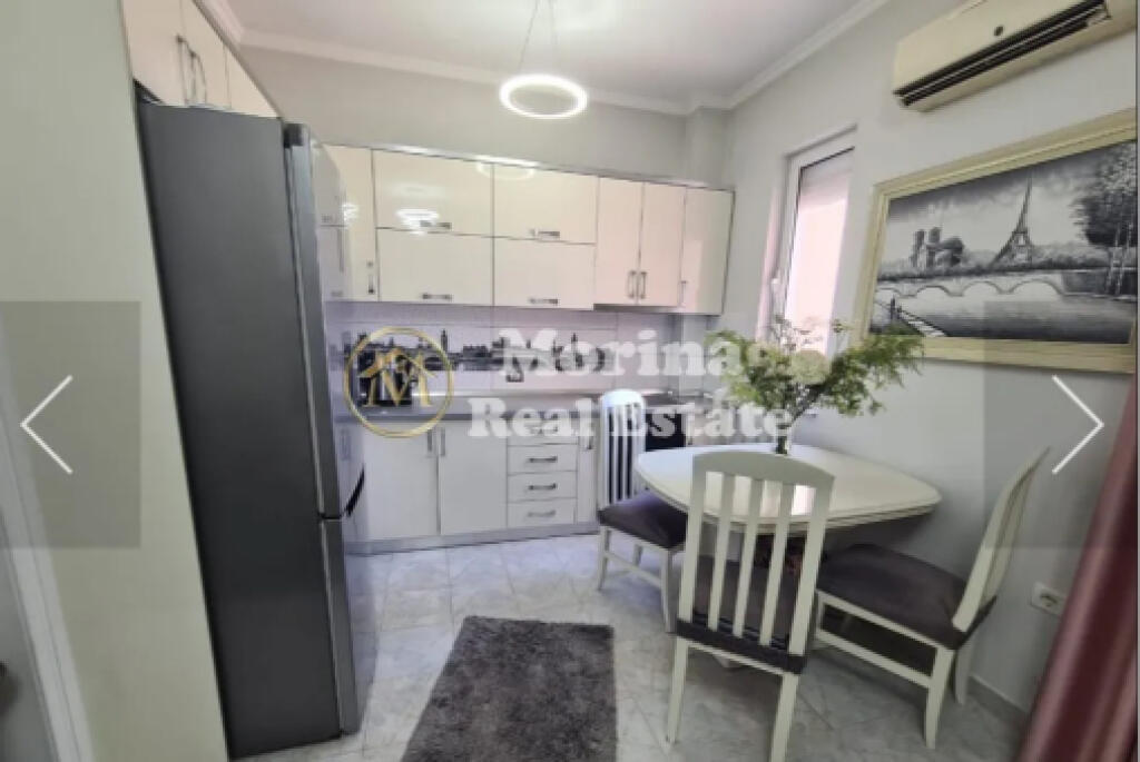 Affitto, Appartamento 1+1, Via Kongresi i Manastirit, 550 euro/mese