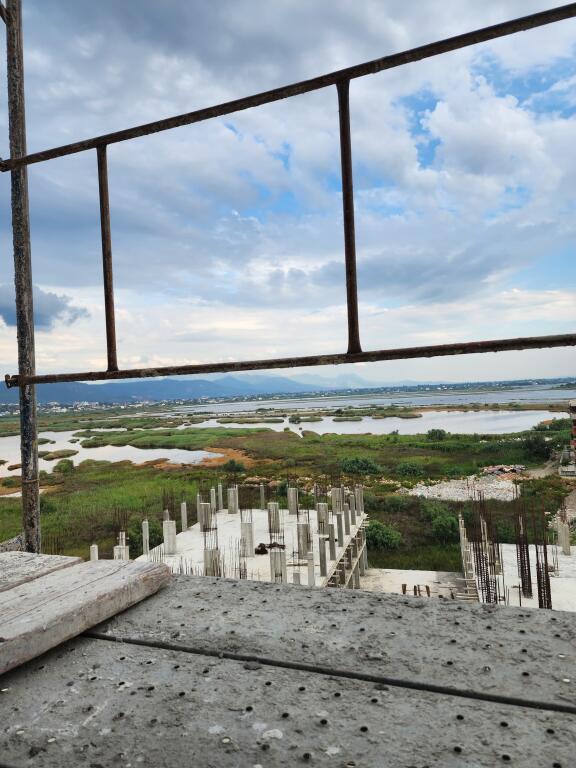 IN VENDITA: Appartamento 1+1 a Shëngjin – 66 m² (🍹 Resort Fjord Kune) ⛱️ Fronte Mare con Vista Mare – Prezzo €85.000 🌋 Complesso Nuovo, Consegna 2025