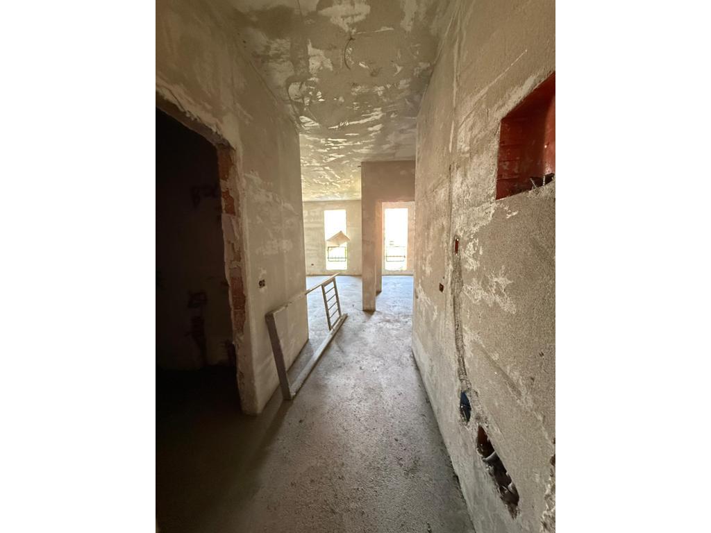 Appartamento 3+1+2 in vendita Vicino alla Scuola Osman Myderizi